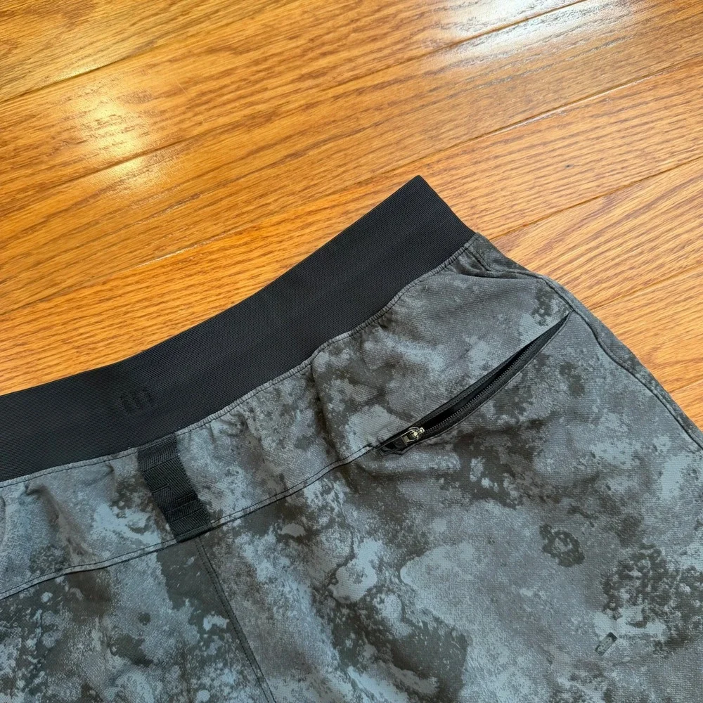 Lululemon License to Train Shorts 7